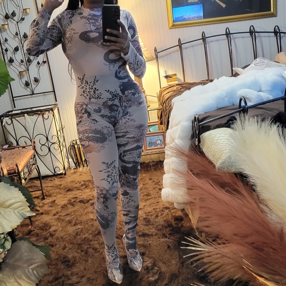 Tattoo mesh jumpsuit - Picture 7 of 7